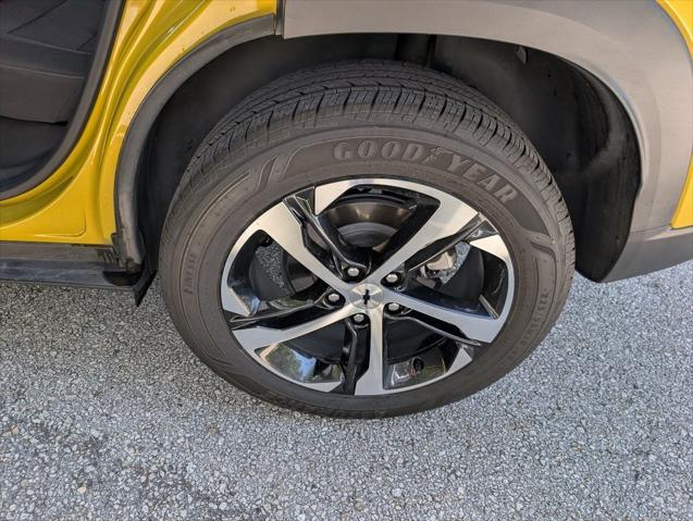 used 2025 Chevrolet Trax car, priced at $22,495