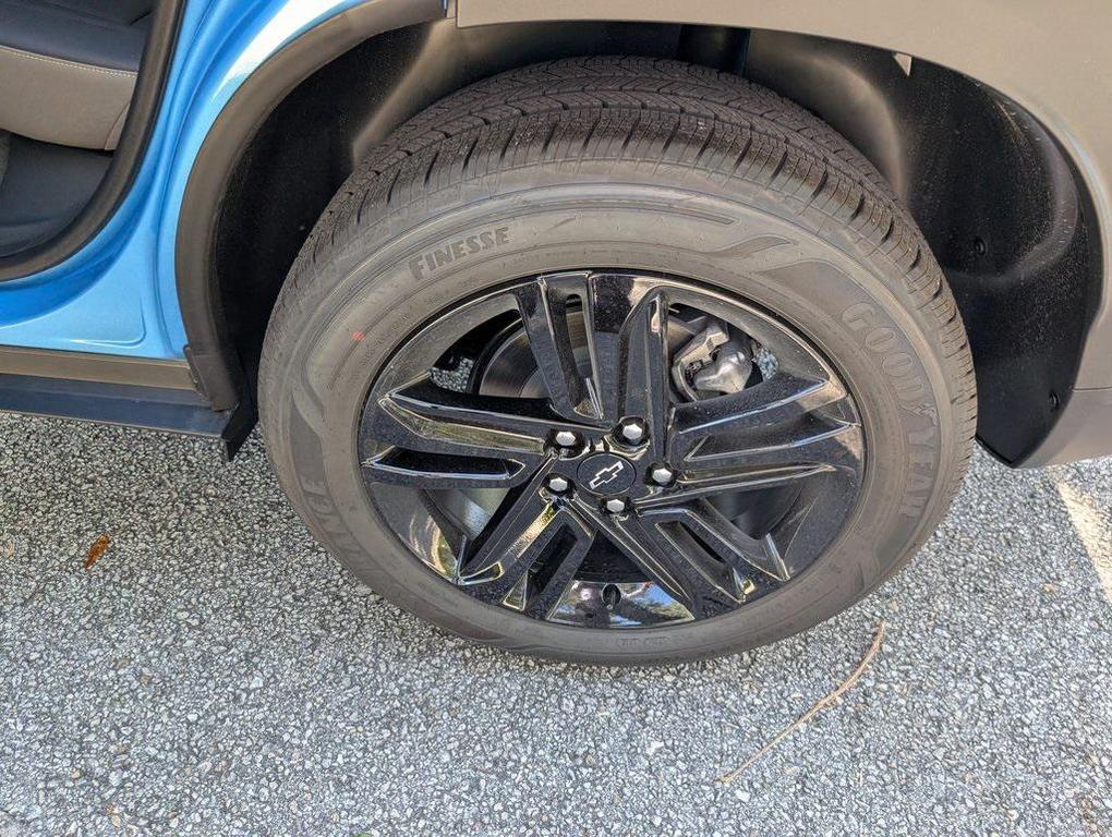 new 2026 Chevrolet Trax car, priced at $23,530