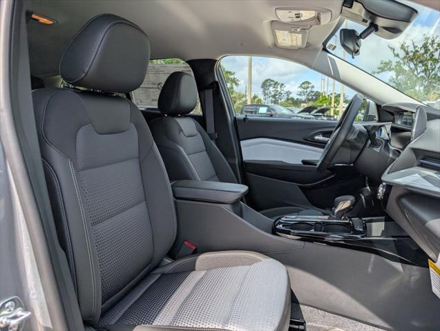 new 2025 Chevrolet Trax car, priced at $25,485