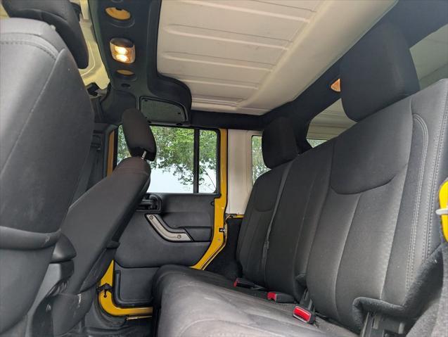 used 2015 Jeep Wrangler Unlimited car, priced at $16,995