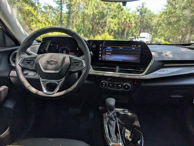new 2025 Chevrolet Trax car, priced at $21,190