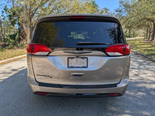 used 2018 Chrysler Pacifica car, priced at $16,995