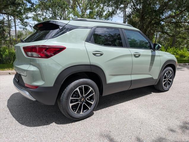 new 2025 Chevrolet TrailBlazer car, priced at $28,575