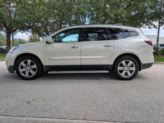 used 2014 Chevrolet Traverse car, priced at $11,495