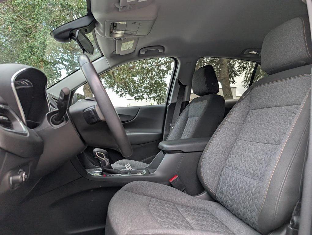 used 2022 Chevrolet Equinox car, priced at $17,995