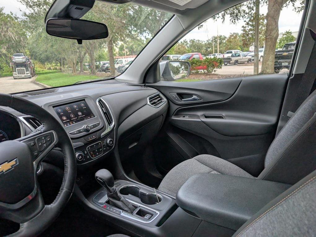 used 2022 Chevrolet Equinox car, priced at $17,995