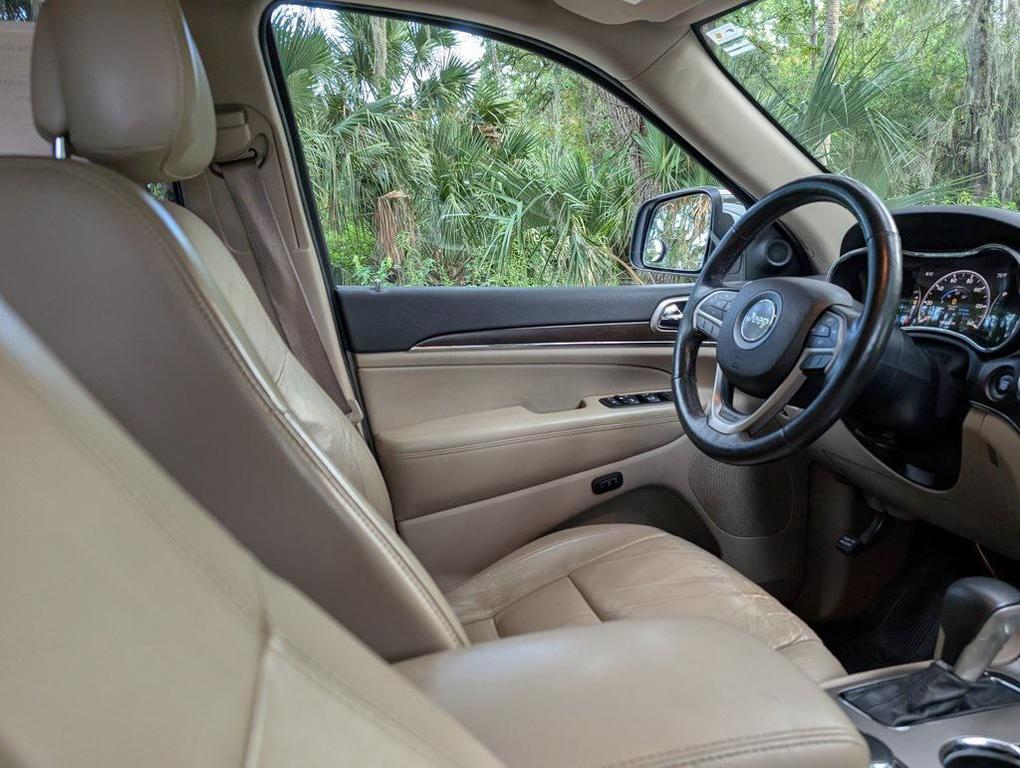 used 2016 Jeep Grand Cherokee car, priced at $11,995