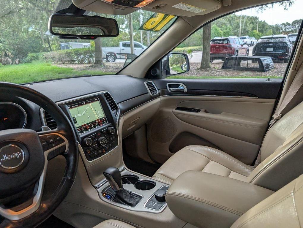 used 2016 Jeep Grand Cherokee car, priced at $11,995
