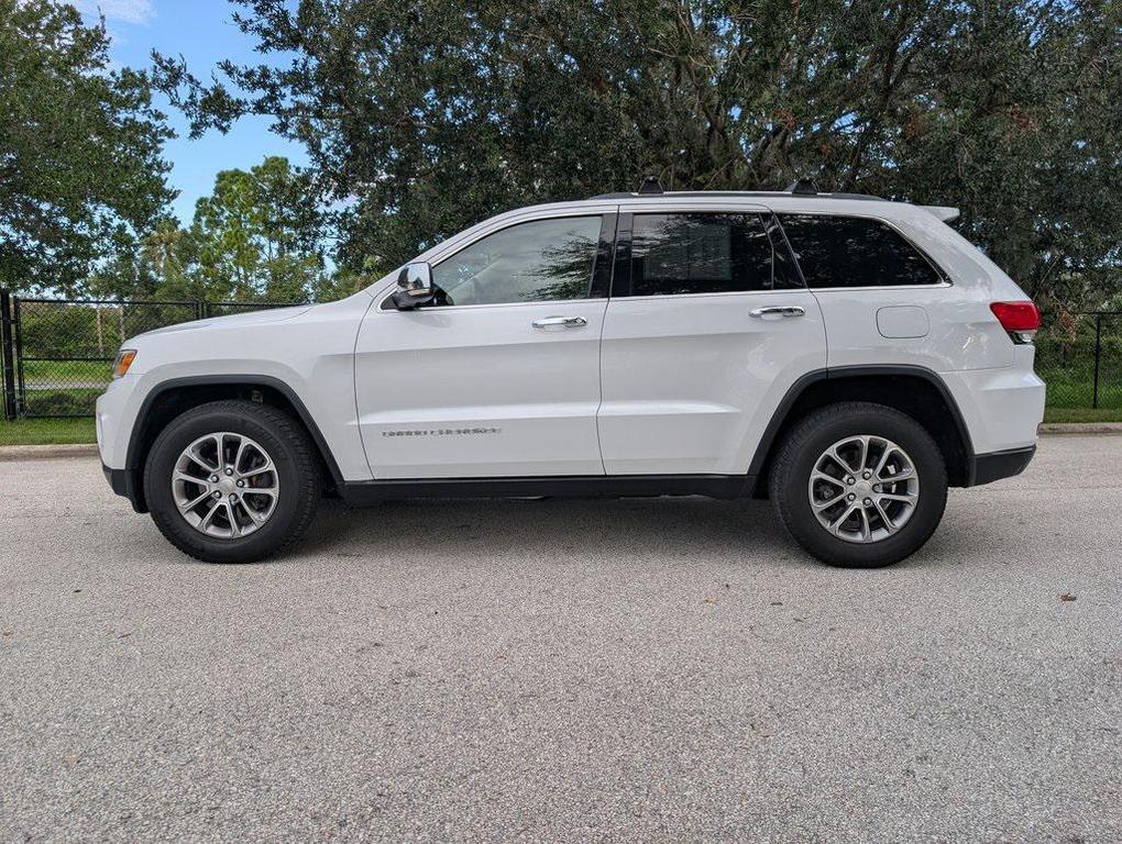 used 2016 Jeep Grand Cherokee car, priced at $11,995