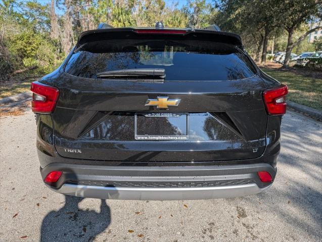 new 2025 Chevrolet Trax car, priced at $24,490