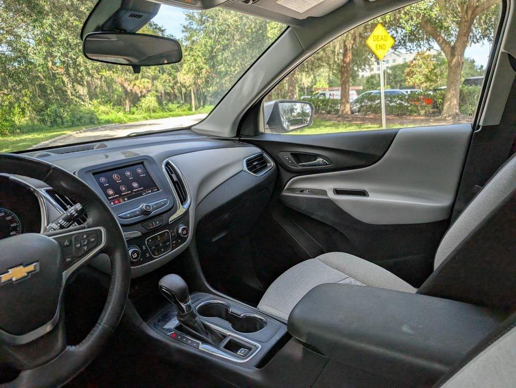 used 2022 Chevrolet Equinox car, priced at $17,995