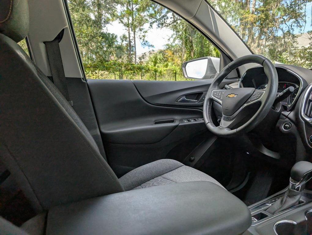 used 2022 Chevrolet Equinox car, priced at $21,877