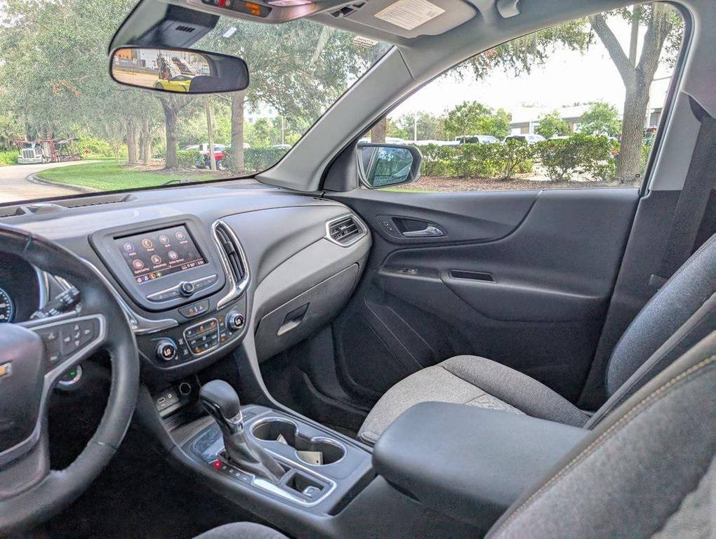 used 2022 Chevrolet Equinox car, priced at $21,853