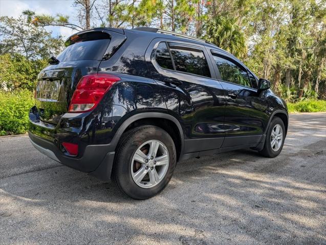 used 2022 Chevrolet Trax car, priced at $18,995