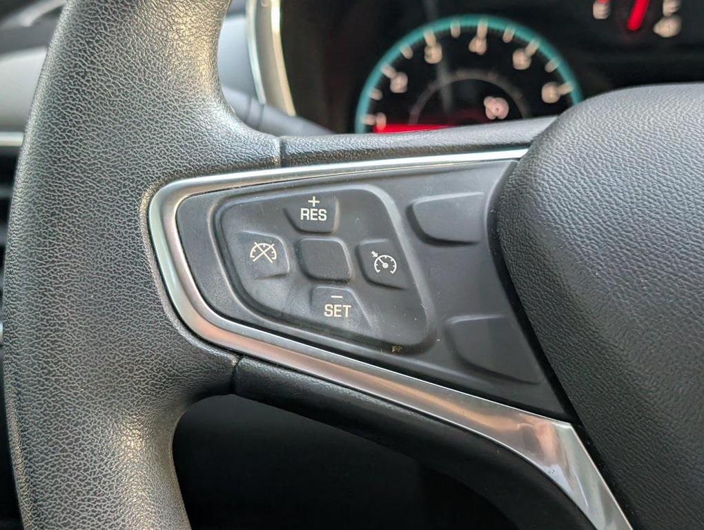 used 2018 Chevrolet Equinox car, priced at $17,295