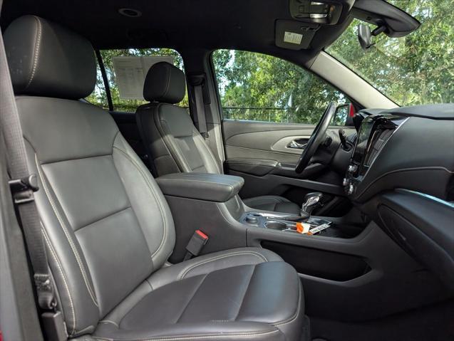 used 2023 Chevrolet Traverse car, priced at $31,995