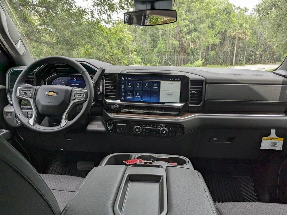 new 2024 Chevrolet Silverado 1500 car, priced at $45,995