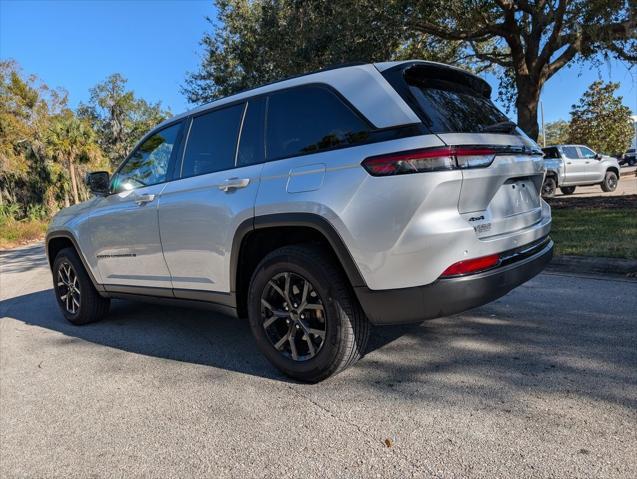 used 2024 Jeep Grand Cherokee car, priced at $36,443