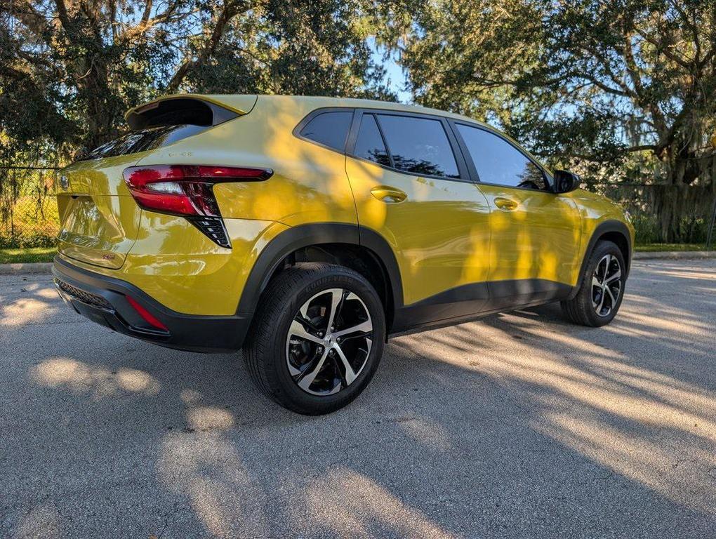 used 2024 Chevrolet Trax car, priced at $20,995