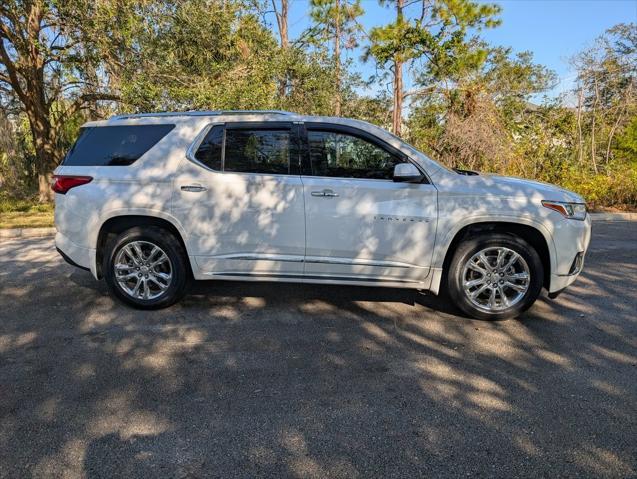 used 2021 Chevrolet Traverse car, priced at $36,214