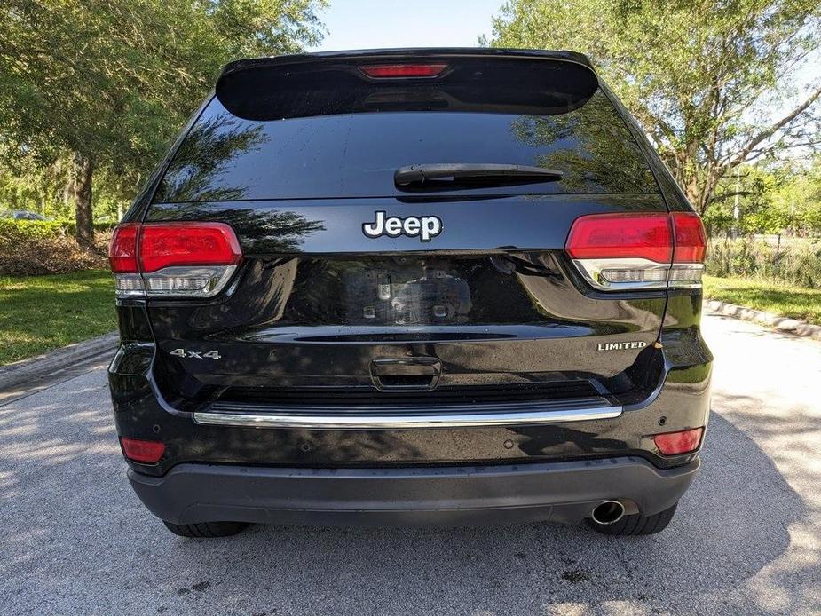 used 2017 Jeep Grand Cherokee car, priced at $18,011