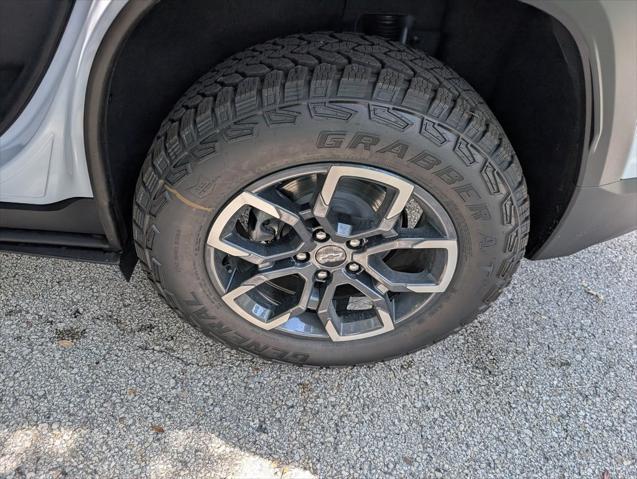new 2026 Chevrolet Equinox car, priced at $35,390