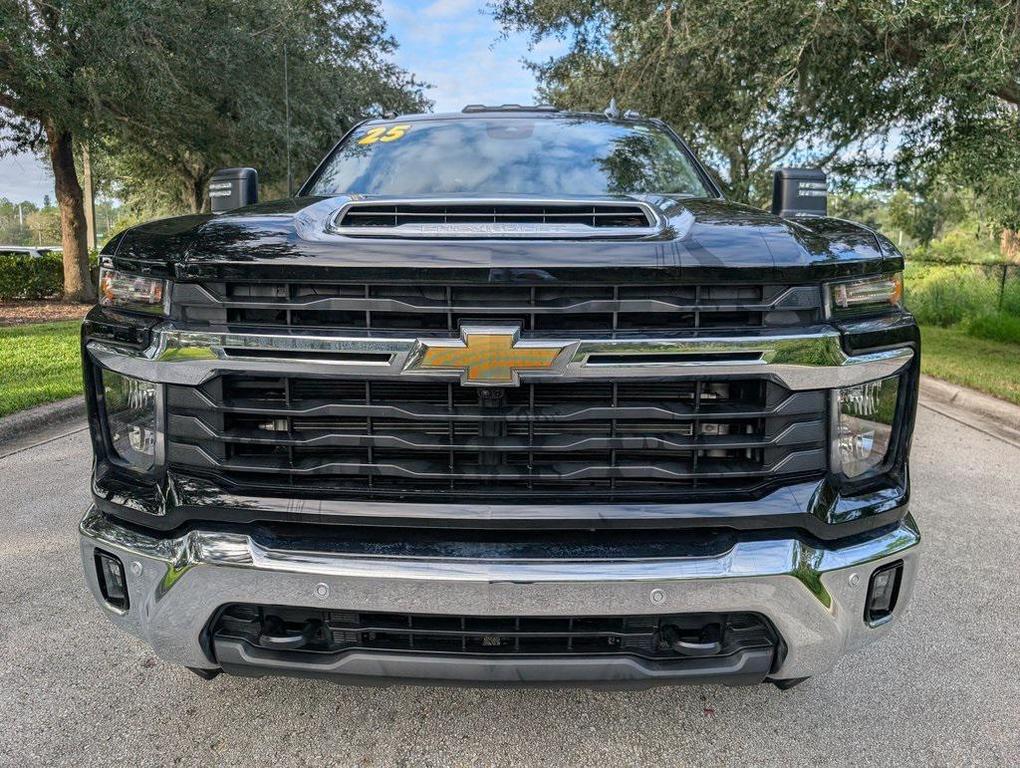 used 2025 Chevrolet Silverado 2500 car, priced at $62,995