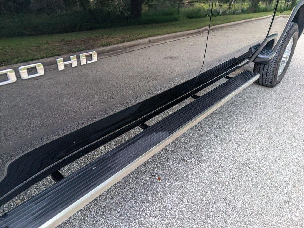 used 2025 Chevrolet Silverado 2500 car, priced at $62,995