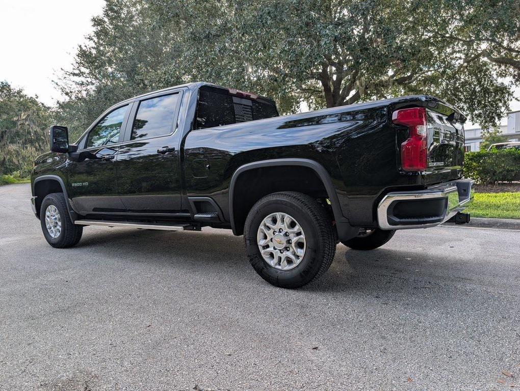 used 2025 Chevrolet Silverado 2500 car, priced at $62,995