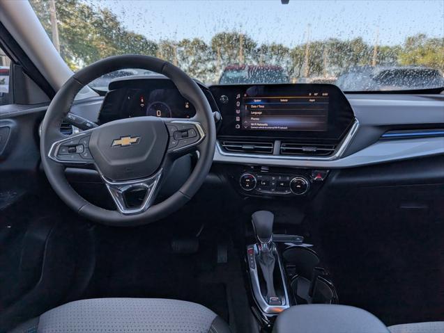 new 2025 Chevrolet Trax car, priced at $19,985