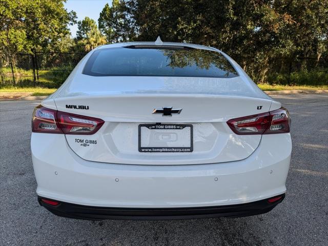 new 2024 Chevrolet Malibu car, priced at $30,340