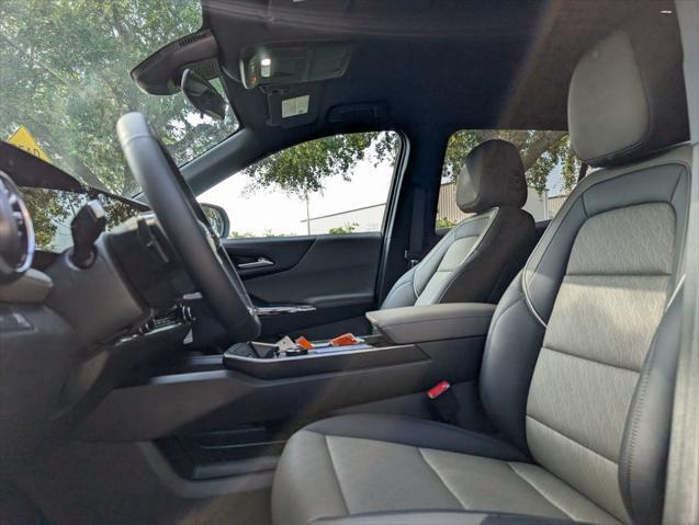 new 2026 Chevrolet Equinox car, priced at $27,580