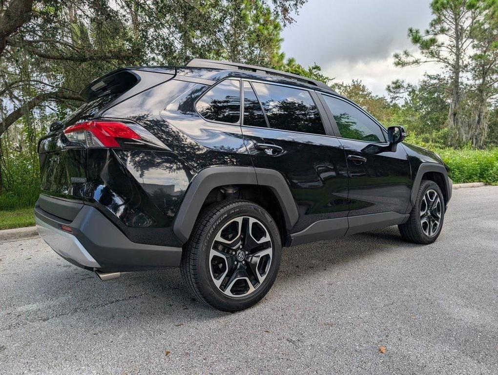 used 2020 Toyota RAV4 car, priced at $23,012