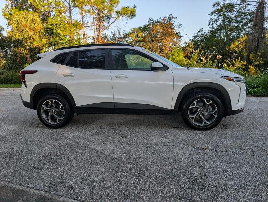 used 2025 Chevrolet Trax car, priced at $20,995