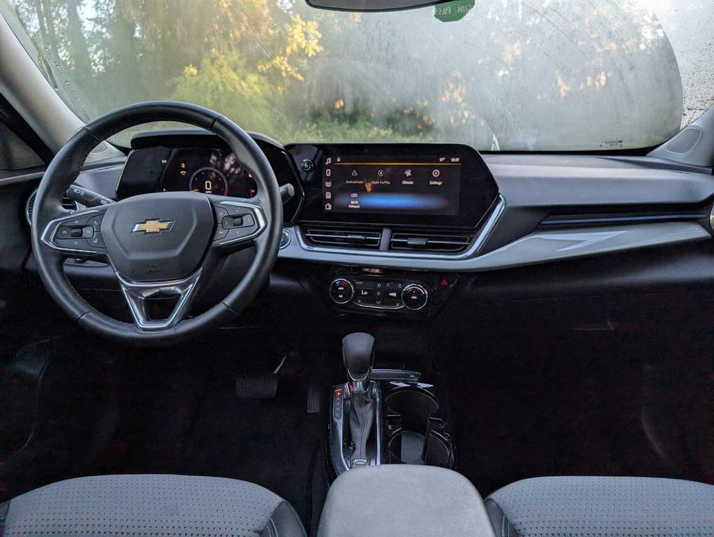 used 2025 Chevrolet Trax car, priced at $20,995