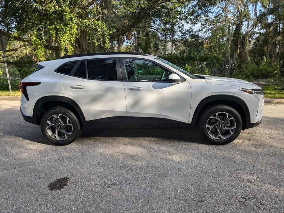 new 2025 Chevrolet Trax car, priced at $24,985