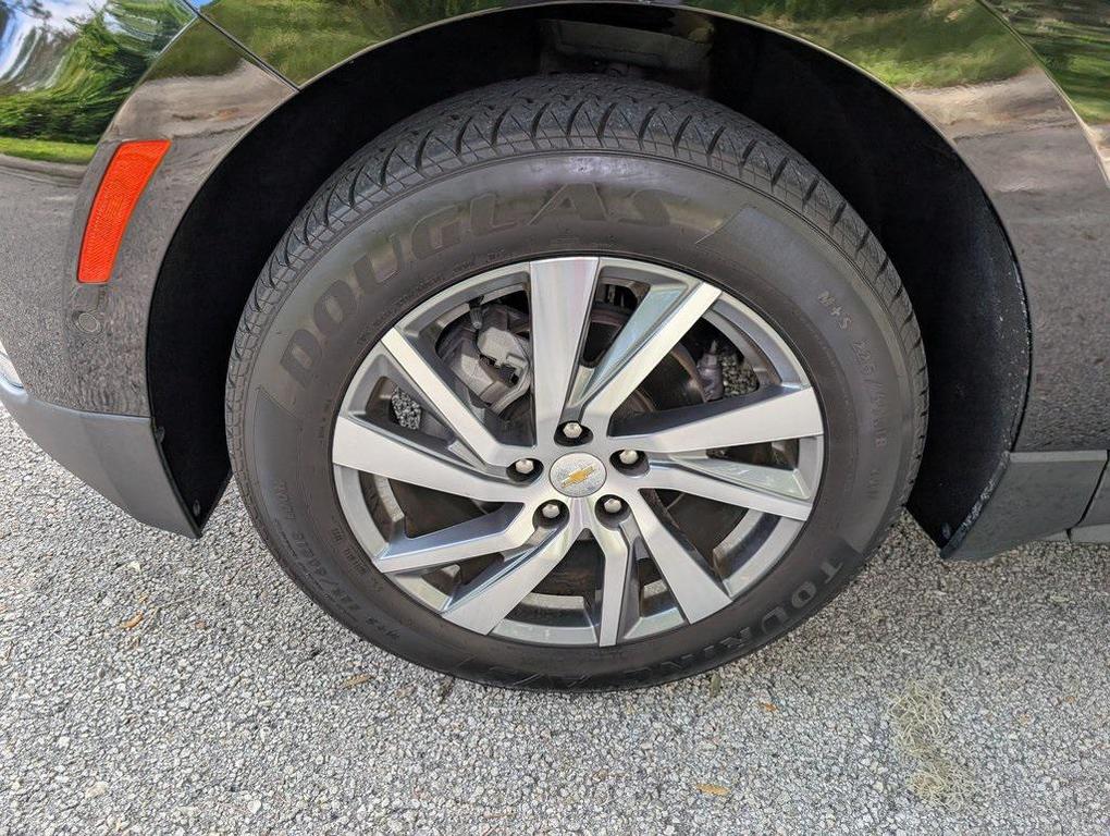 used 2022 Chevrolet Equinox car, priced at $23,495