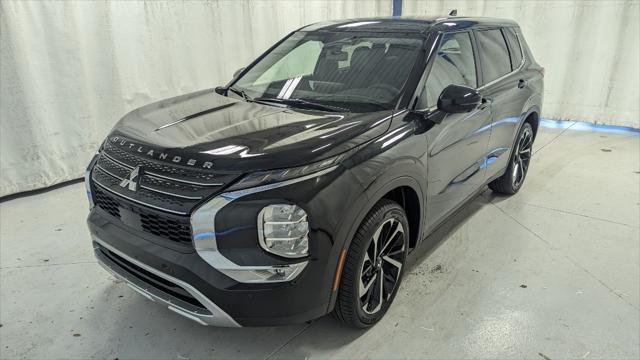 new 2024 Mitsubishi Outlander car, priced at $34,335