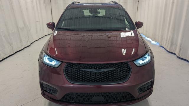 used 2022 Chrysler Pacifica car, priced at $29,991