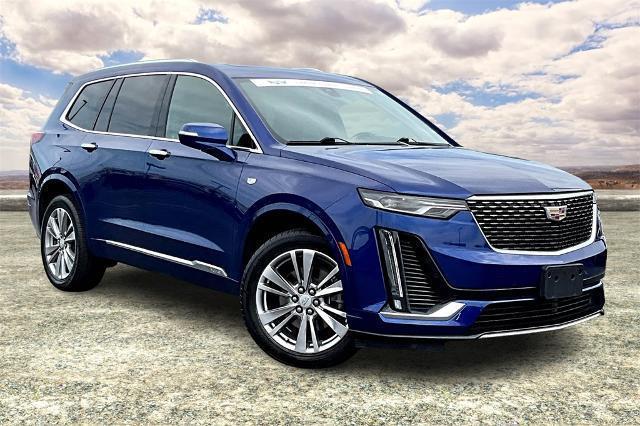 used 2023 Cadillac XT6 car, priced at $38,250