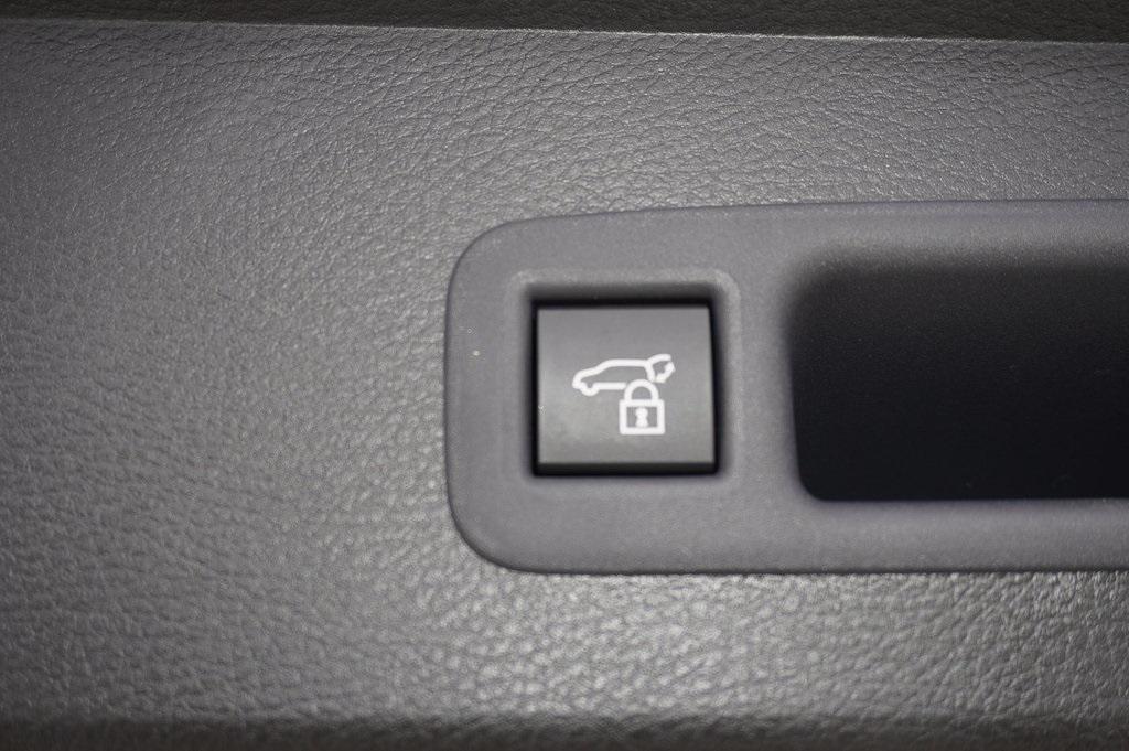 new 2025 Toyota Sienna car, priced at $55,044