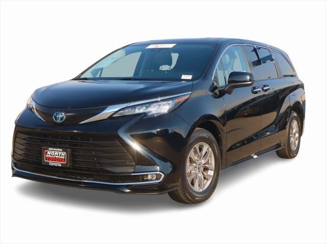 used 2023 Toyota Sienna car, priced at $44,280