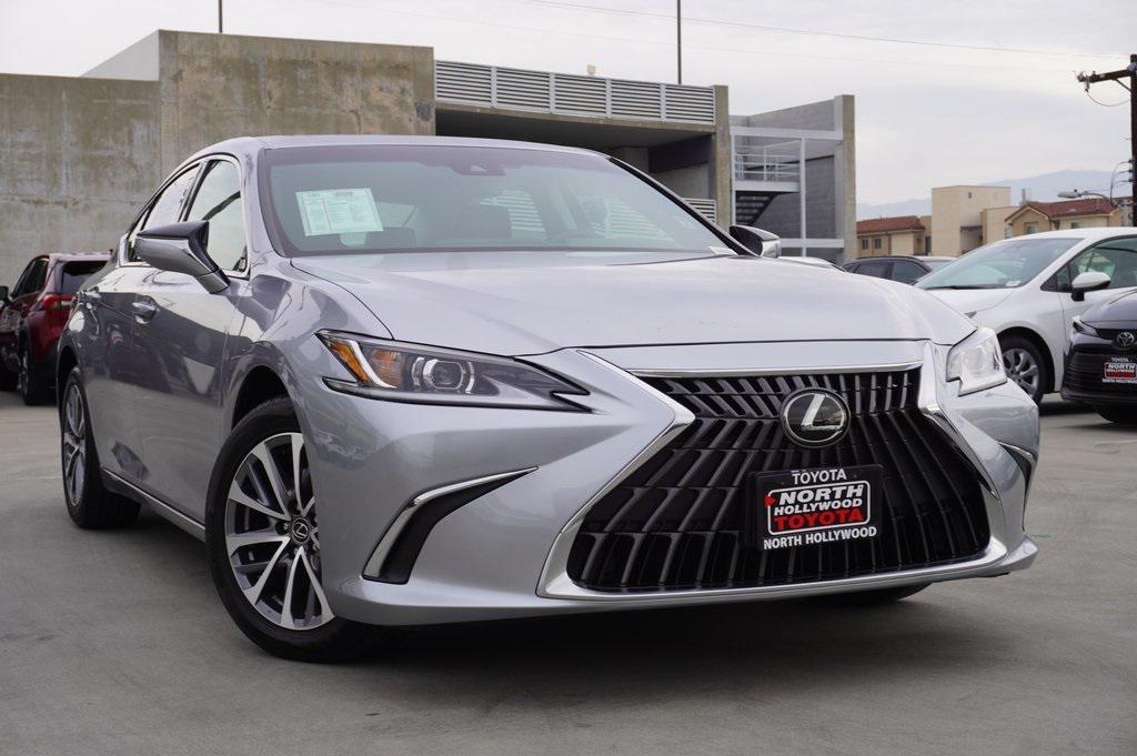 used 2025 Lexus ES 350 car, priced at $41,000