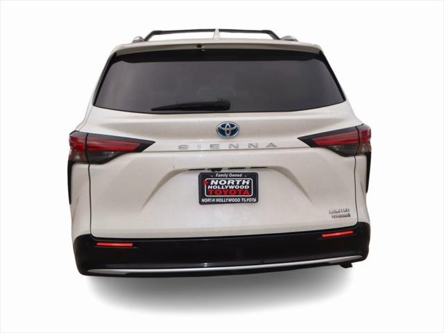 used 2021 Toyota Sienna car