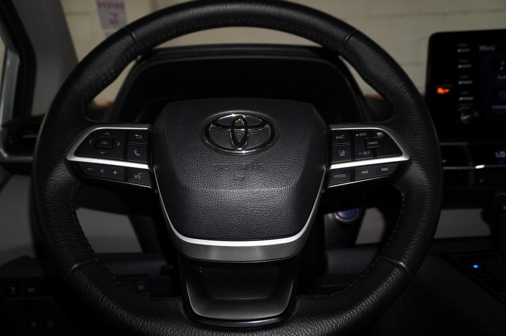 used 2023 Toyota Sienna car, priced at $44,000