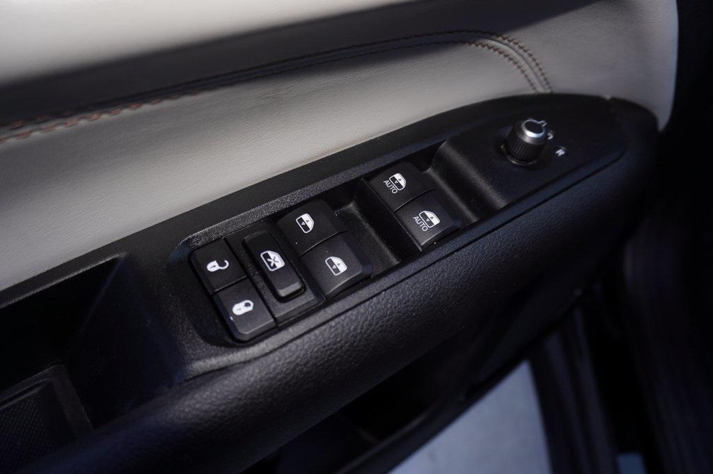 used 2022 Jeep Compass car, priced at $20,300