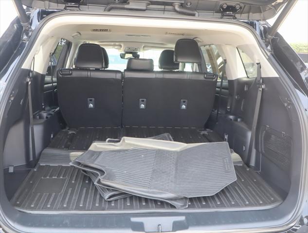 used 2022 Toyota Highlander car, priced at $33,990