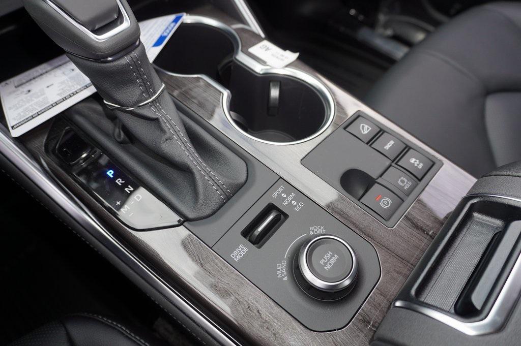 new 2026 Toyota Highlander car, priced at $53,573