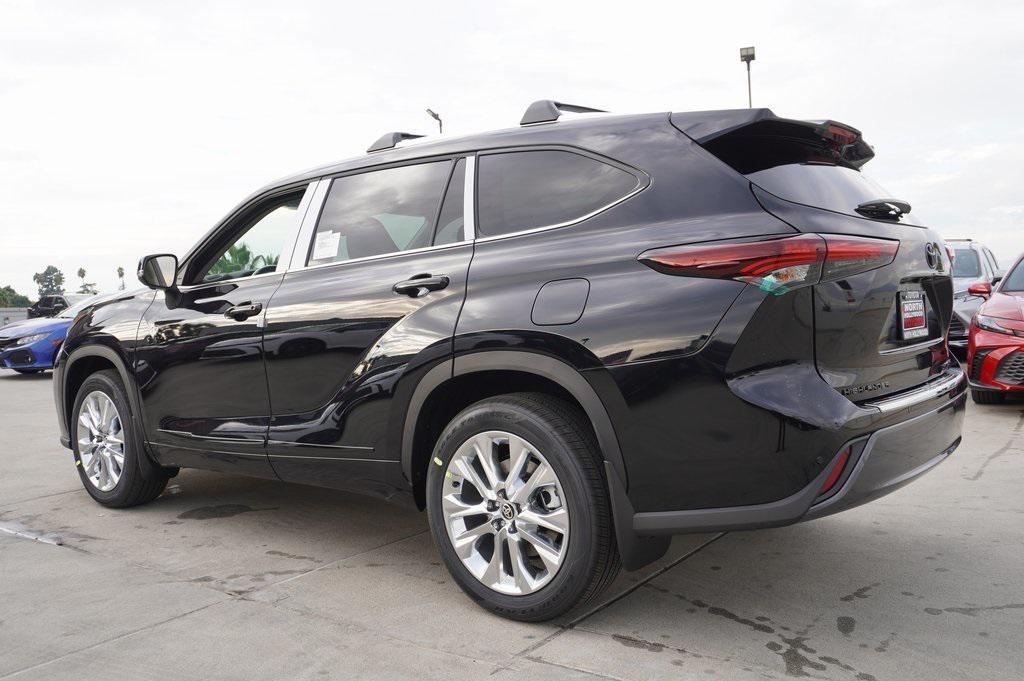 new 2026 Toyota Highlander car, priced at $53,573