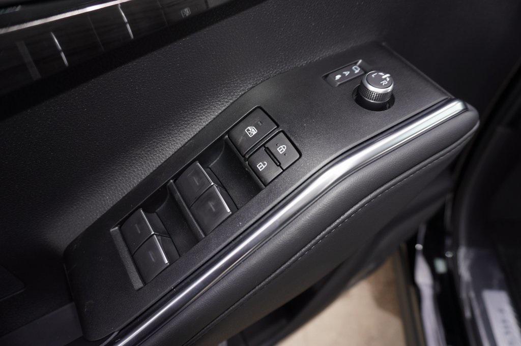 new 2026 Toyota Highlander car, priced at $53,573